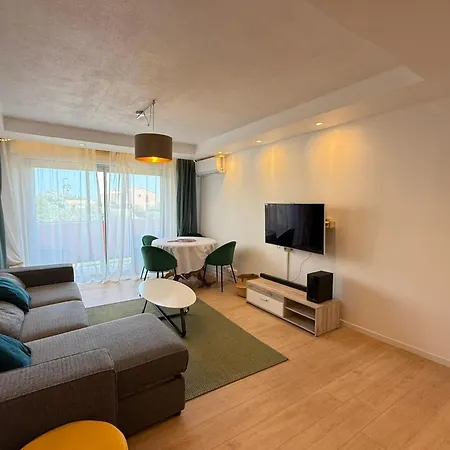 Apartamento Climatisé Avec Balcon Proche Centre&plages
